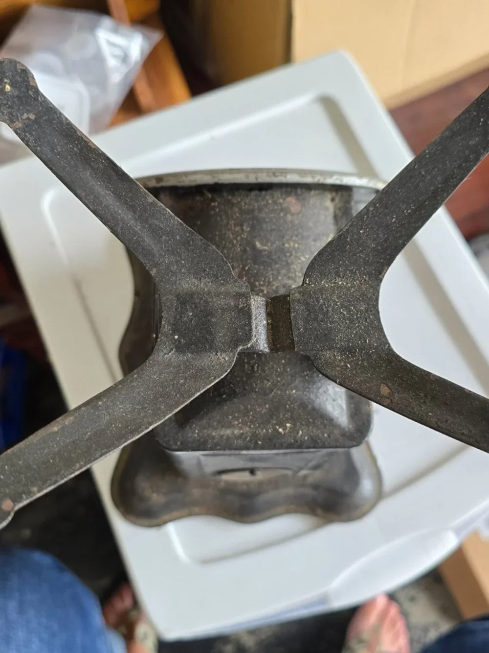 Antique Triner Scale & Mfg Co. Mechanical Countertop Scale - Patented 1906